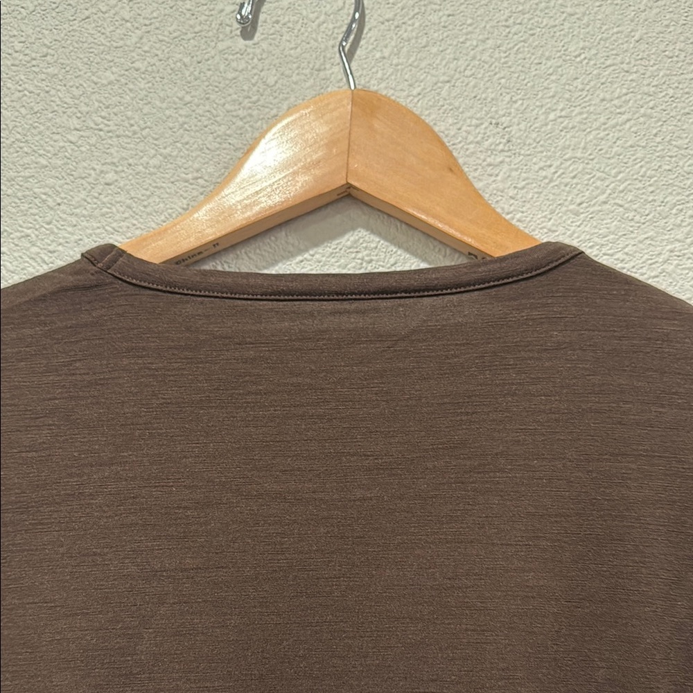 Taylor Stitch Men's Dark Brown Merino Short Sleeve Tee - Picture 6 of 9